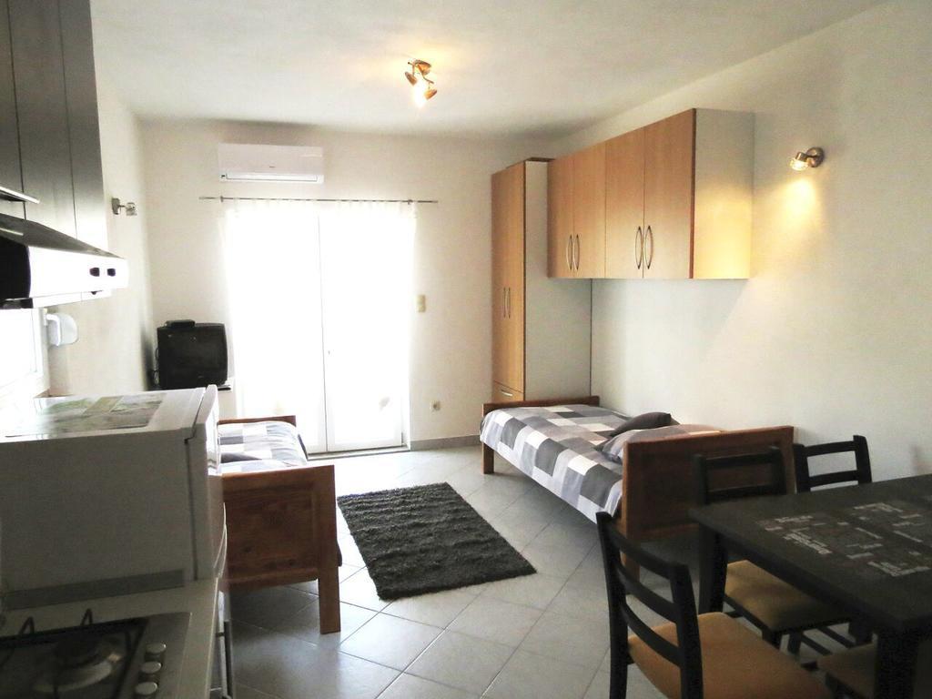 Apartments Ljubicic 珀德垂那 客房 照片